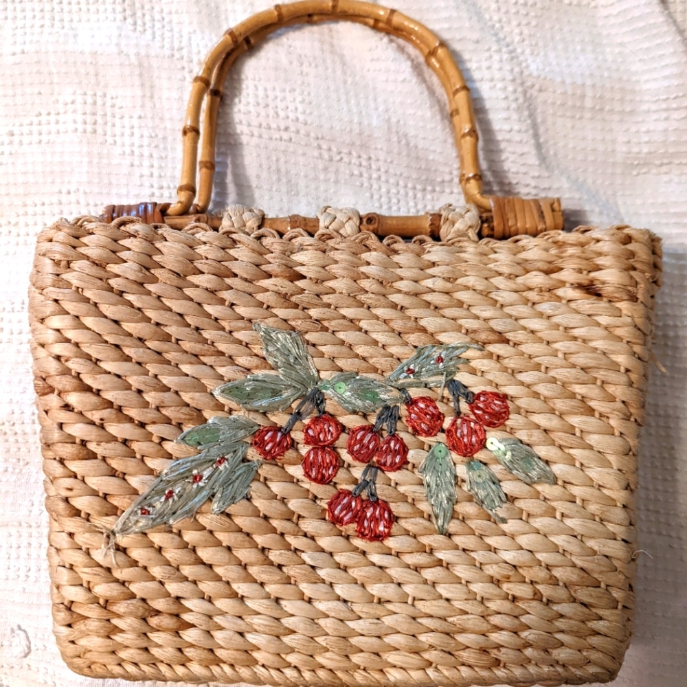 Cappelli Straworld strawberry straw purse